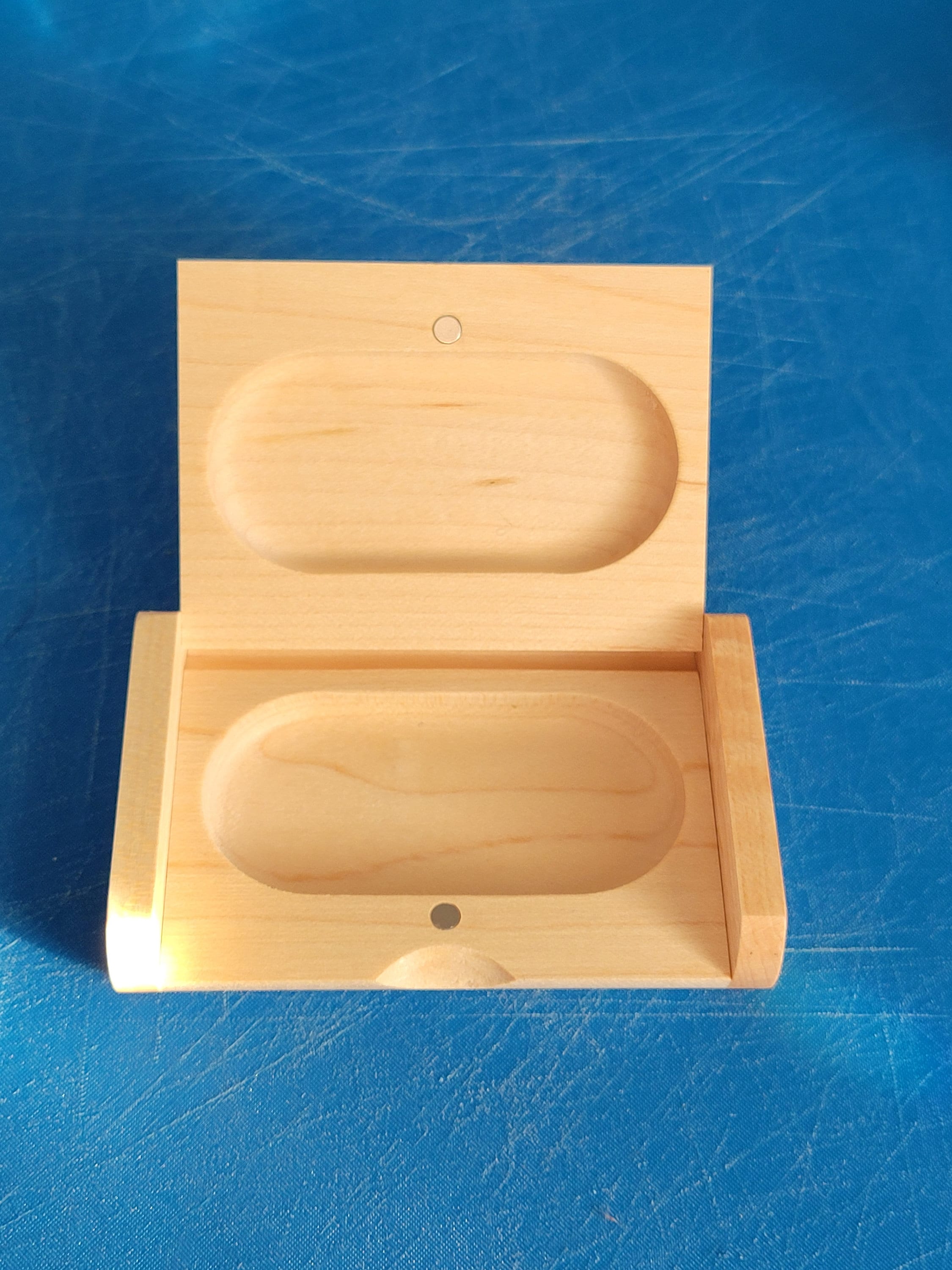 Pine Wood Cribbage Peg Case - Handcrafted Storage Box